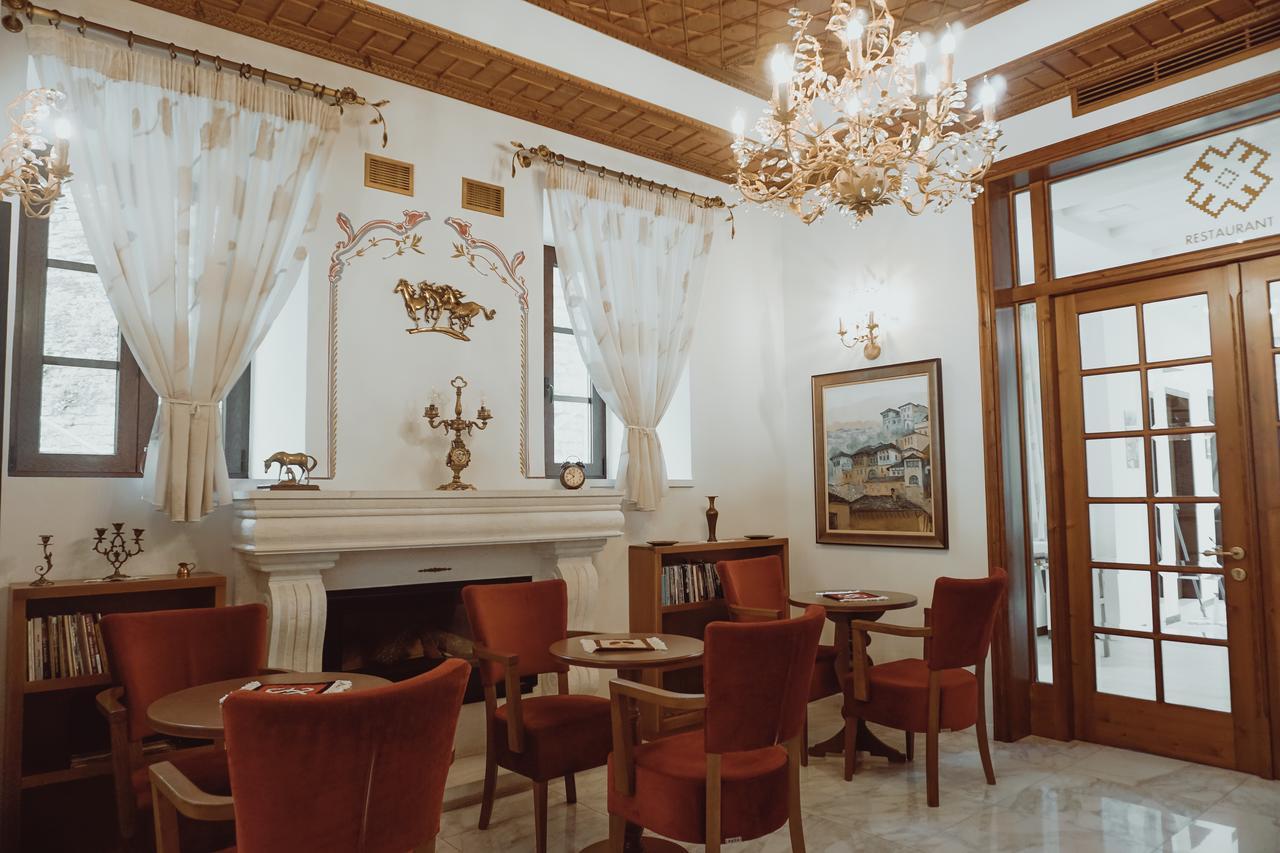 Hotel Argjiro Gjirokaster Bagian luar foto